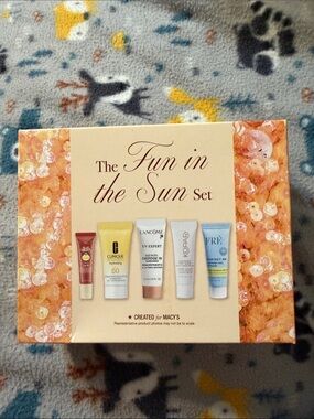 Lancome UV Expert Sunscreen Tube in Beige with Assorted Color Accents